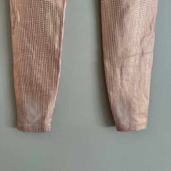 Beyond Yoga Women's Drip Dot Leggings Coral Dust and Rose Size Medium DR3243 - Picture 9 of 9